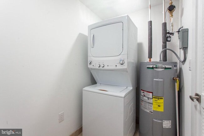 Foto del edificio - 1533 Parrish St