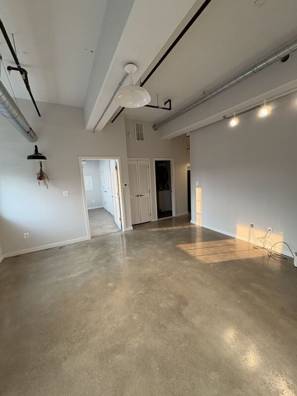 Foto del edificio - 923 S East Ave