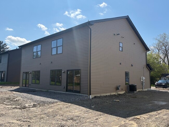 Building Photo - 4260 Greenfield Pkwy