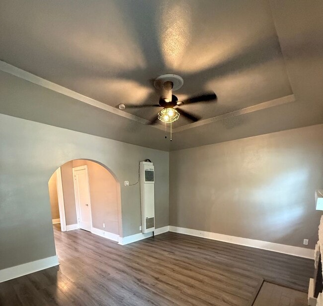 Building Photo - 2434 NW 12th - Duplex