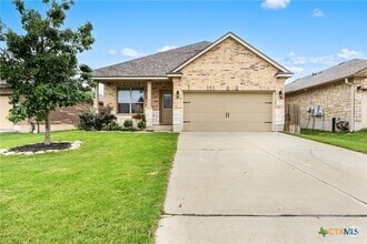 Building Photo - 1414 Fawn Lily Dr