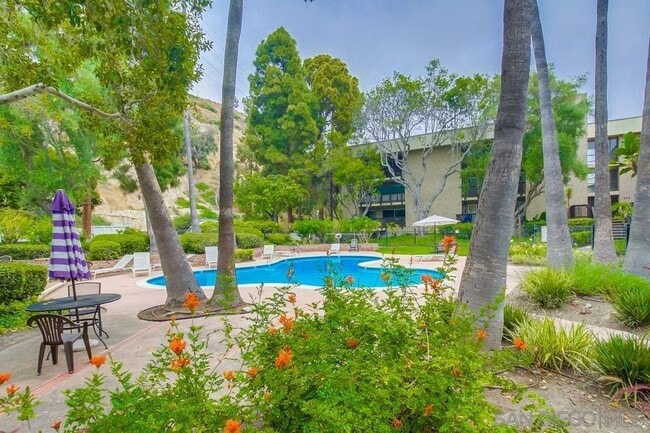 Building Photo - 6202 Friars Rd