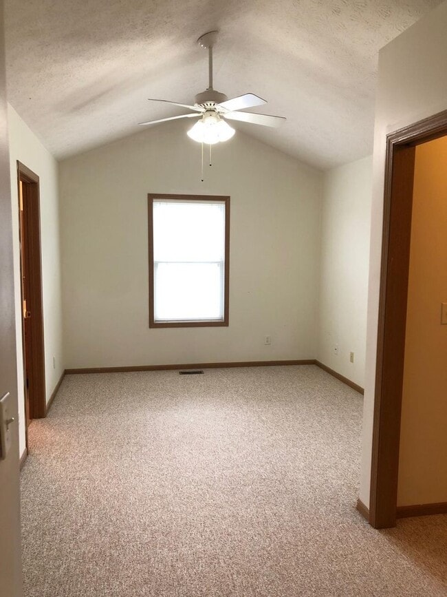 Building Photo - 2747 Wyndham Ct