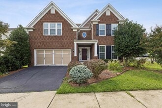 Building Photo - 43527 Loudoun Barn Way