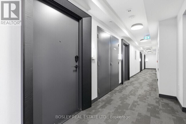 Photo du bâtiment - 135 Lower Sherbourne St