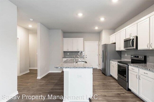 Foto del edificio - 4 br, 2.5 bath House - 2318 SW Plaza Parkway