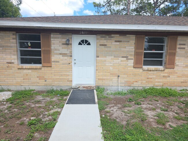 Foto del edificio - 2610-2612 S San Gully Rd