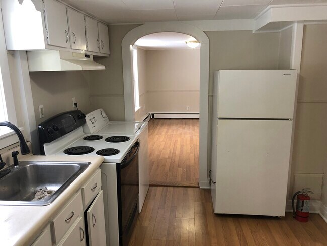 Kitchen - 19 Elm St