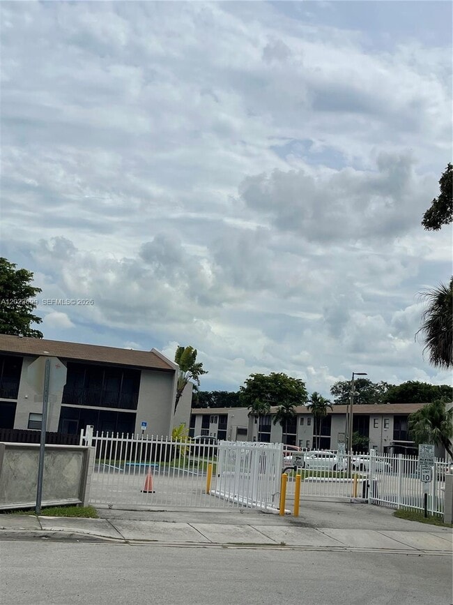 Building Photo - 10370 SW 220th St