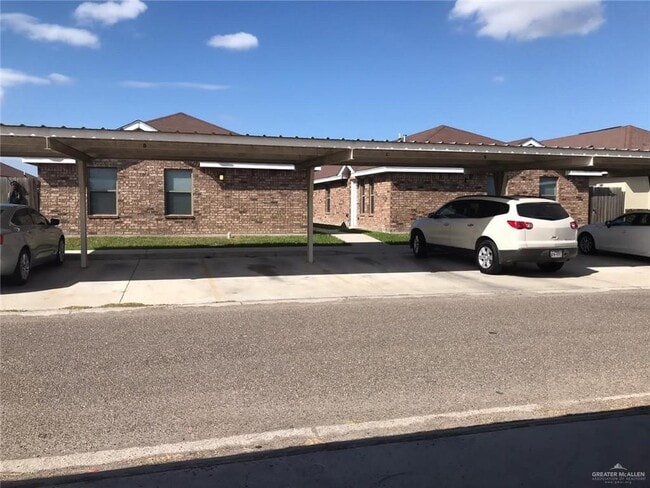 Building Photo - 3905 S Radisson Ave