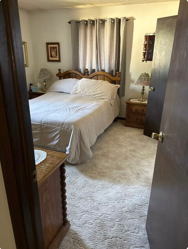 Foto del edificio - 304 19th Ave Ct
