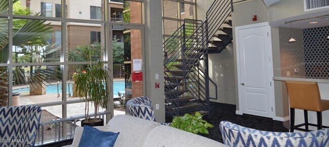 Foto del edificio - 1701 E Colter St