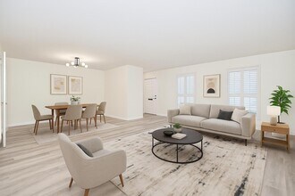 Building Photo - 10378 Briar Forest Dr