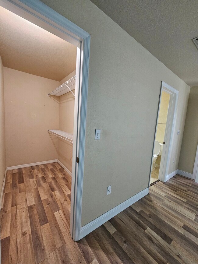 Building Photo - 5526 Pga Blvd