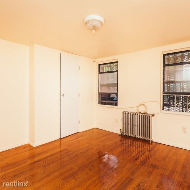 Foto del edificio - 318 Hart St