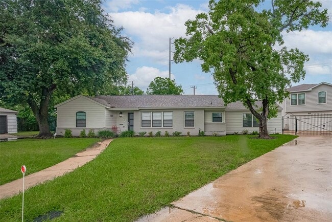 Building Photo - 3206 Arbor St