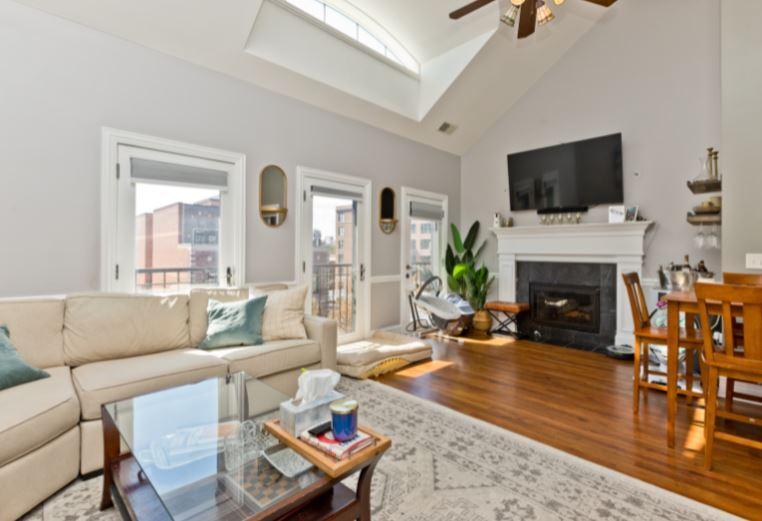 3 bedroom in Chicago IL 60613 - 3 bedroom in Chicago IL 60613