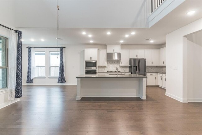 Building Photo - 5316 Orsini Blfs