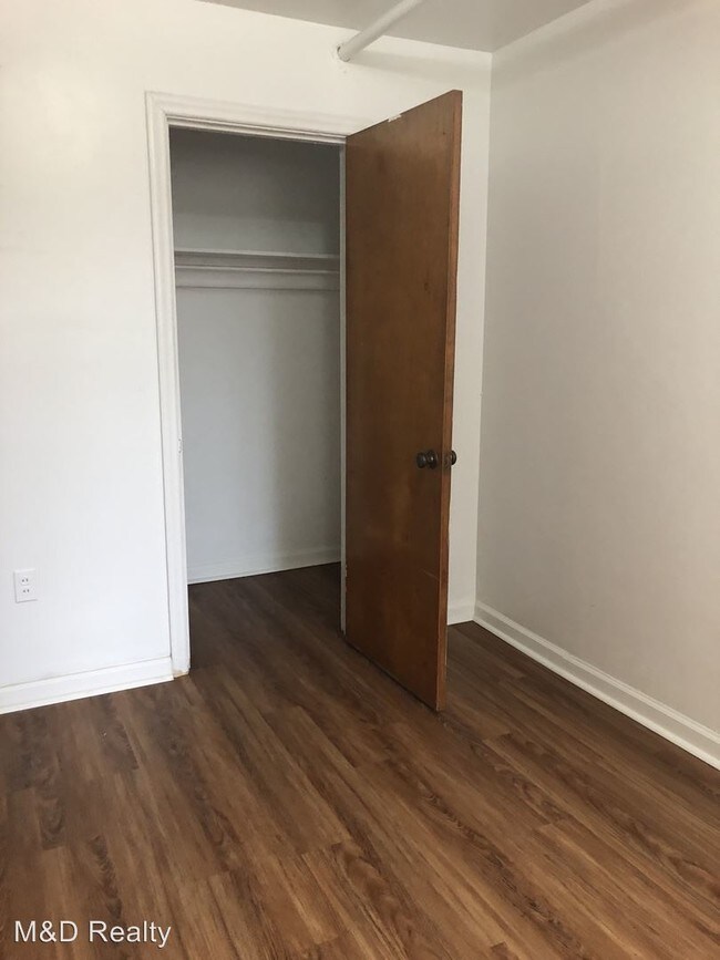 Foto del edificio - 2 br, 1 bath Apartment - 5604 Fifth Avenue