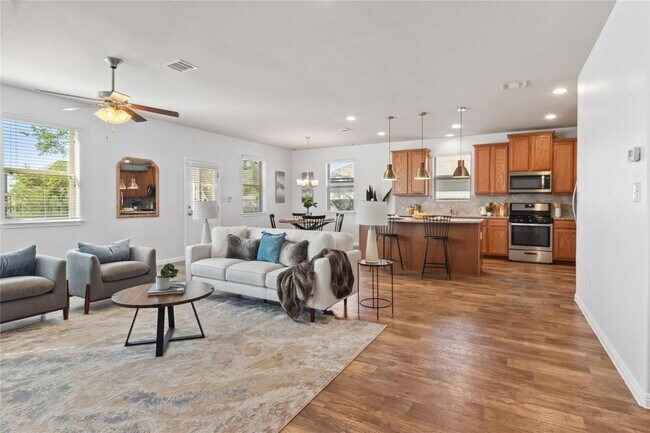 Foto del edificio - 208 Callahan Ln