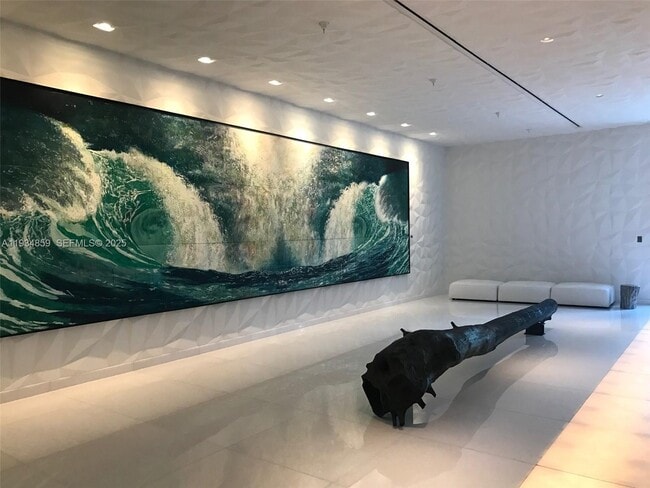 Building Photo - 1300 S Miami Ave