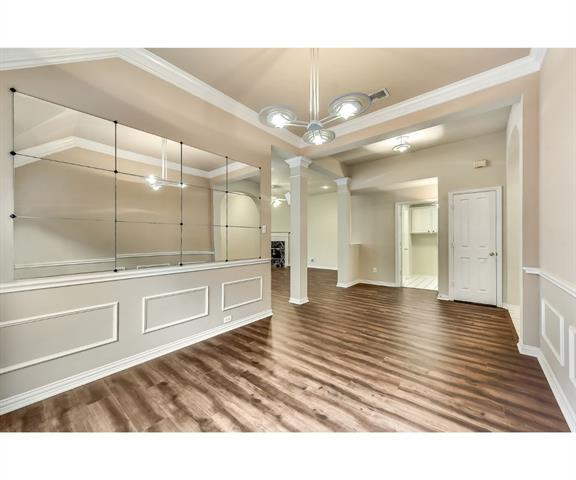Foto del edificio - 9304 Preston Trail
