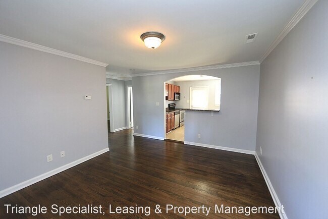 Building Photo - 2 br, 1 bath House - 2330 Bernard Street