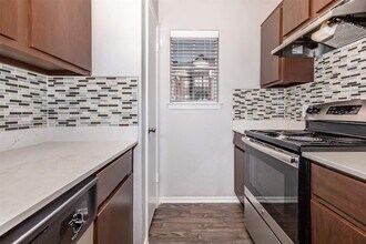 Building Photo - 8301 Boat Club Rd Building Photo - 8301 Boat Club Rd