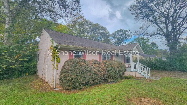 Foto del edificio - 3 bedroom/ 1 bathroom home for rent!