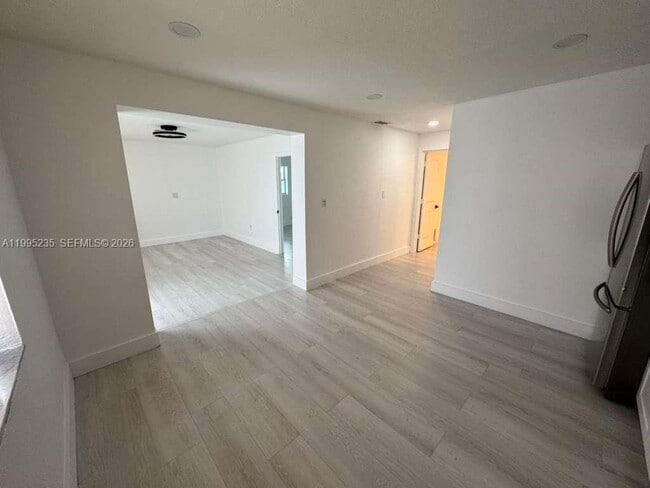 Foto del edificio - 230 E 56th St