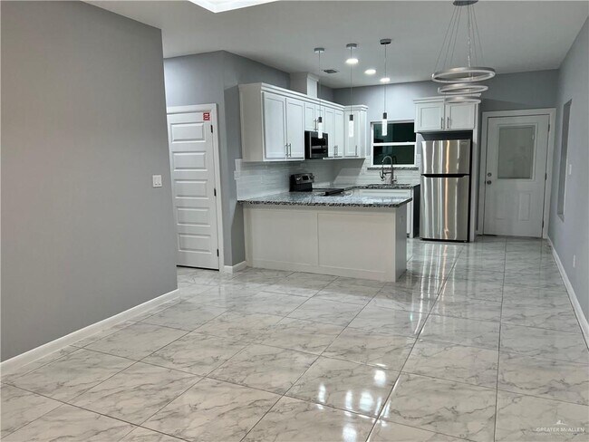 Foto del edificio - 8 N Blair Ave