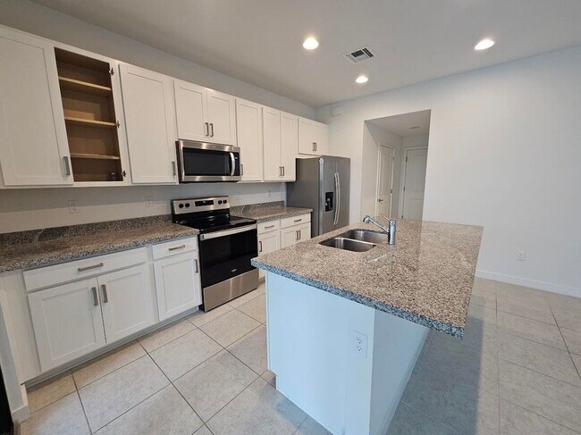 Foto del edificio - 8641 Lake Worth Rd