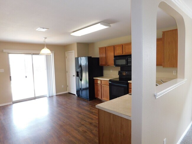 Building Photo - 9013 Barkwood