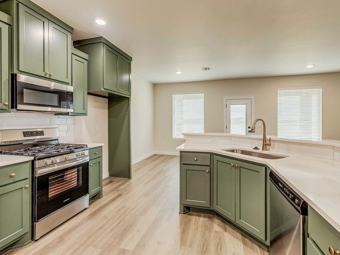 Primary Photo - Captivating 3-Bed, 2-Bath Home in Charming...