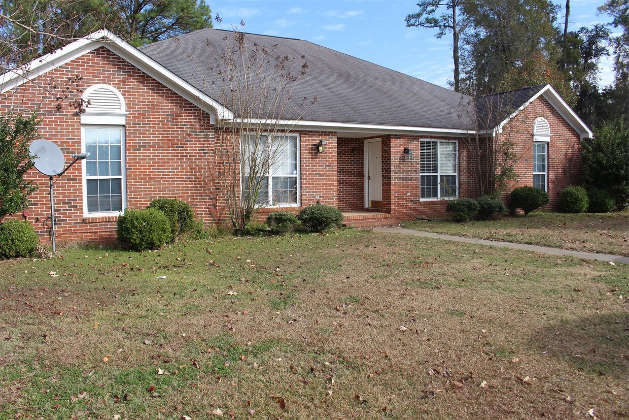 Primary Photo - 3600 Mayfair Ln