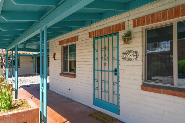 Building Photo - 3035 N Cherry Ave