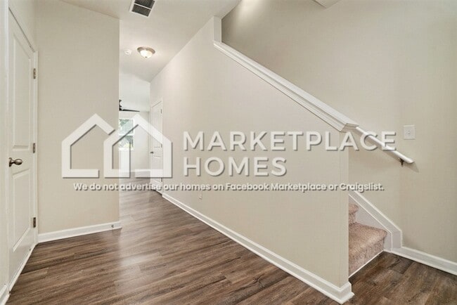 Building Photo - 6420 Mountain Home Way