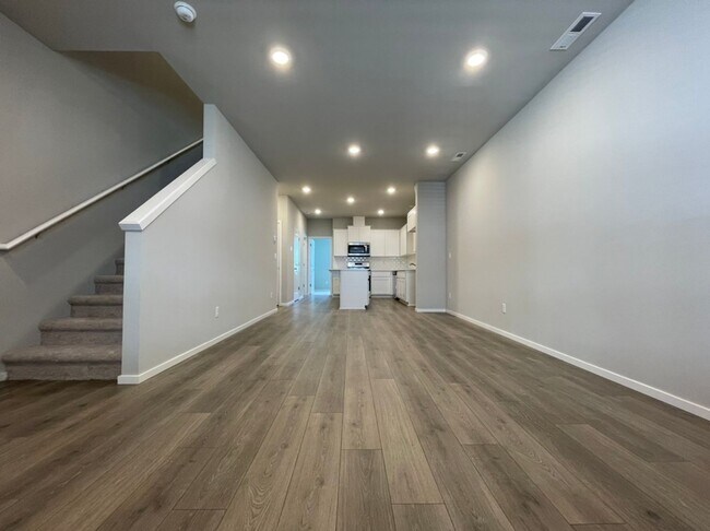 Building Photo - Modern 3-Bed, 2.5-Bath Home with Quartz Co...