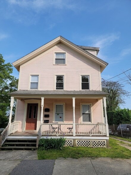 Primary Photo - 28 Hope St
