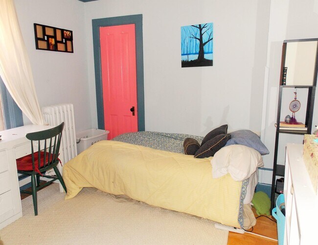 Foto del edificio - 1113 Sherman Ave