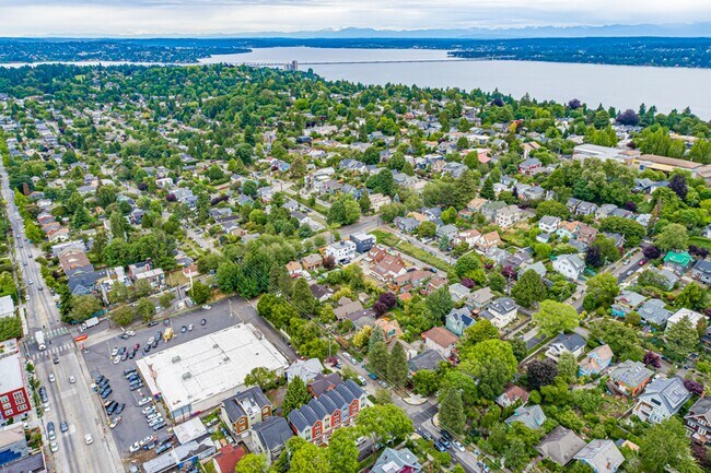 Foto del edificio - Mt Baker/Madrona Townhouse