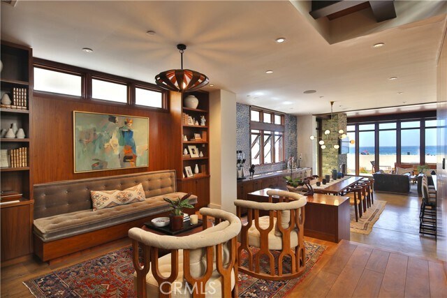 Foto del edificio - 3124 The Strand