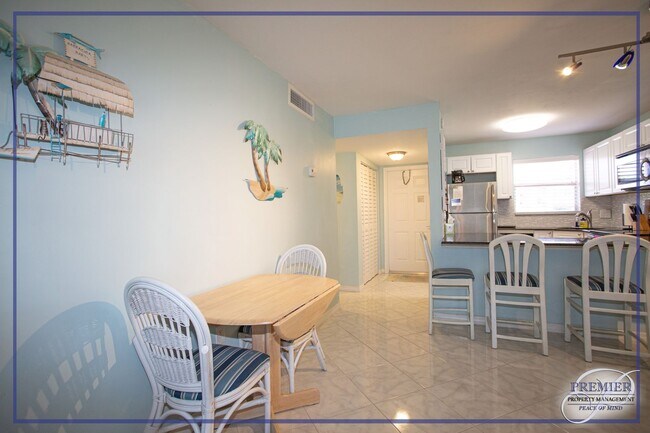 Building Photo - TURTLE LAKE **GOLF COURSE VIEWS ** 1 BEDS / 1 BATH ** 1st FLOOR**FURNISHED SEASONAL**