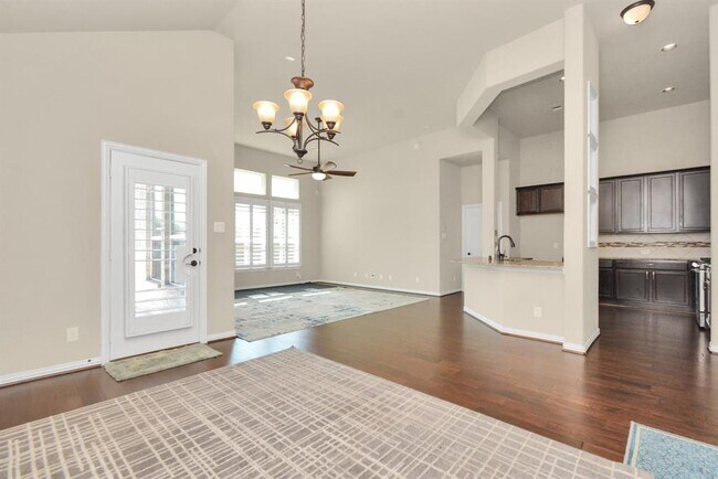 Building Photo - 2304 Tobarra Ln