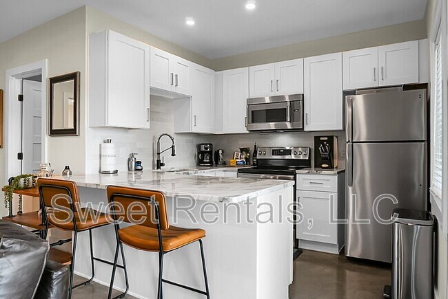 Foto del edificio - 665 Daniel Whaley Rd