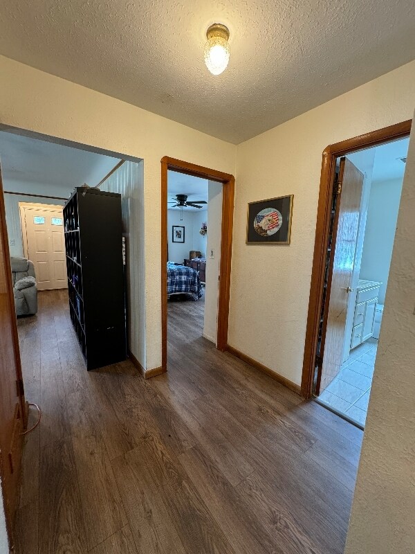 Foto del edificio - 430 E 309th St