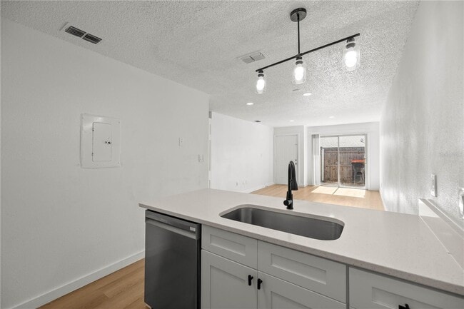 Foto del edificio - 5330 SE 28th Ln