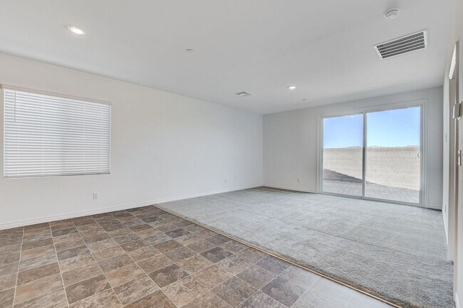 Foto del edificio - Single Story 3 Bedroom Home in Henderson!