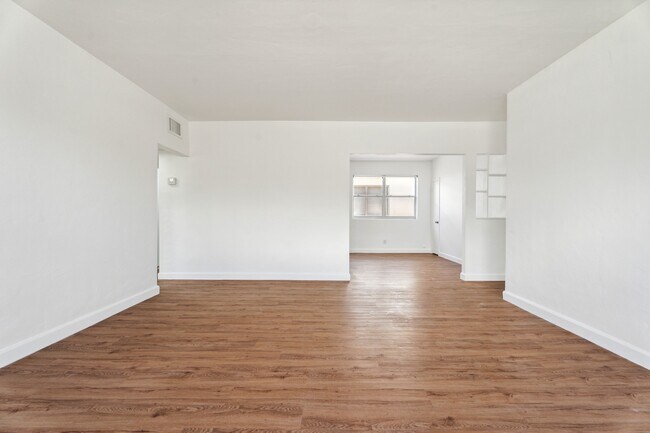 Foto del edificio - 825 85th St