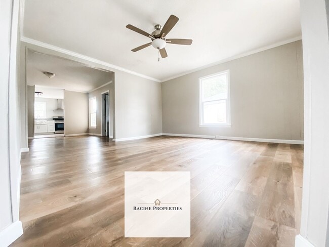 Building Photo - Newly Renovated Home in Laurens, SC